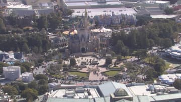 オリエンタルランド 4月～9月売上最高　「ファンタジースプリングス」や夏イベントの好調が要因