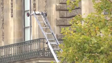 ルーブル美術館強盗事件 新たに5人拘束　155億円とされる宝飾品は見つからず