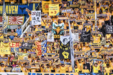 ｢ユアスタの奇跡｣の興奮が蘇る！ J2仙台の劇的勝利の広報カメラ特別ムービー公開！｢神回です！｣｢まだ泣けちゃいます！｣24時間で13万回表示＆2万7000再生突破