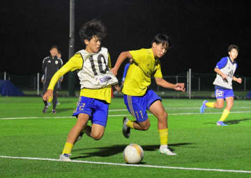 カシマアカデミー初V　サッカーU15茨城県1部　関東2部昇格、来季へ決意新た