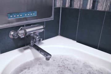 「ラメ入りだけは何卒使わないで」　ホテルでのバスボム使用に注意喚起…元従業員が明かす清掃の実態に衝撃　「知らなかった」