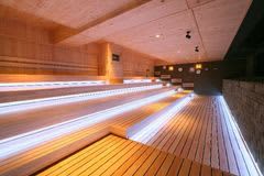 花園近鉄ライナーズの選手が「熱波師」として登場