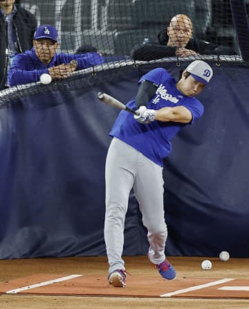 大谷がフリー打撃で柵越え連発　ワールドシリーズ第6戦を控え