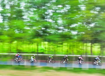 中国のアウトドアスポーツ、参加人口4億人超す　国家体育総局