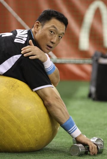 【中島輝士連載＃79】現役晩年に差しかかっていた阪神・金本と新幹線で偶然隣同士に…