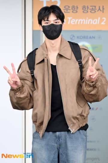 【PHOTO】ソン・ガン、除隊後初！ファンミーティングのため中国へ出国（動画あり）