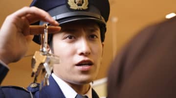 身近に潜むクレジットカードの不正利用被害…痕跡なく情報を盗み取った知能犯が用いたまさかの手口に、突破交番・兼近大樹が一喝