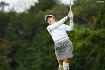 ＜中間速報＞ルーキーの都玲華、吉田鈴ら首位　渋野日向子は前半1オーバー