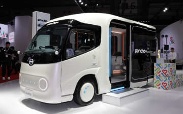 日野、人もモノも一緒に運べる「ポンチョドット」などジャパンモビリティショー2025で公開