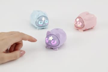 “デジタルKAWAII”をコンセプトにした手のひらサイズのペットロボット「マイクロペット」が12月27日発売！