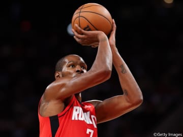 ロケッツのスーパースター、ケビン・デュラントが通算フリースロー成功数でジョーダン超え