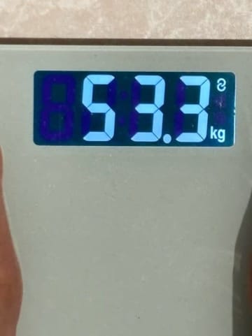 ものまねタレント、出産時より10kg減量した体重を公開「体型は全然ダメダメ」