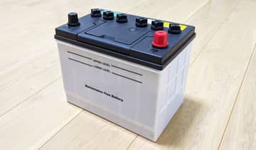 カーバッテリーはどうやって交換する？