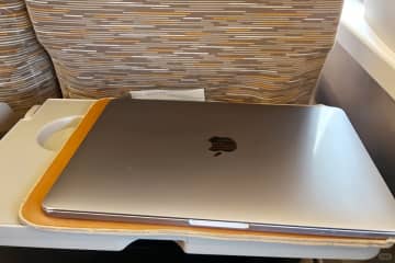 高速鉄道でトイレから戻ったら30万円超のパソコンがなくなる、防犯カメラを見たら…―中国