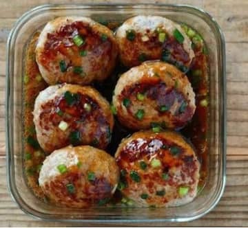 作り置きしておくと便利！nozomiさんのふっくらおいしい「ハンバーグ」