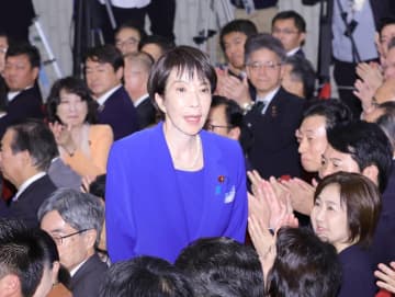 高市早苗氏が小泉氏を破って自民党総裁選出。日本初の女性総理が誕生！