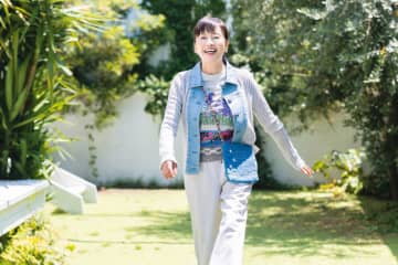 【かたせ梨乃さん】68歳とは思えぬ美ボディを保つ毎朝1時間の習慣とは？ 正しい歩き方も伝授