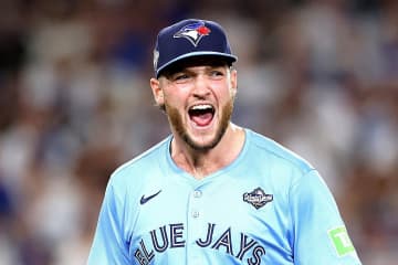 「『お前ら大変な目に遭うぞ』って感じだった」 22歳新人右腕に仲間から絶賛の声「WSをまるで５月のように...」「『全員三振を狙うよ』って」