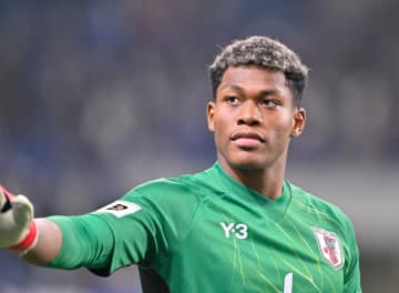 ｢ザイオンがイタズラしちゃうよ！｣パルマ公式が守護神GK鈴木彩艶の“怖すぎるハロウィン特製画像”投稿！｢ホラー映画のポスターかな？｣｢いたずらの域を遥かに超えている｣