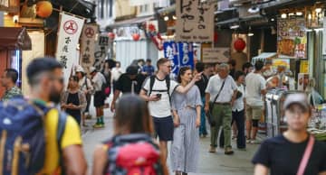 9月の宿泊者、延べ5499万人　4カ月連続で減少、外国人は増加