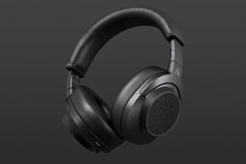 final、音質特化設計のBluetoothヘッドホン「UX5000」。最上位イヤホンA10000のノウハウをフィードバック