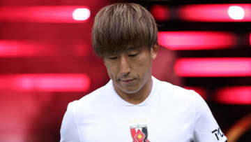 副審を小突いて4試合停止。浦和・金子拓郎への処分は妥当か“大甘”か