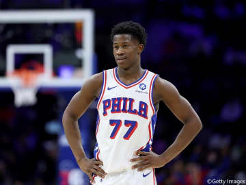 シクサーズで衝撃デビューを飾ったエッジコムがトップ／2025－26ルーキーランキング