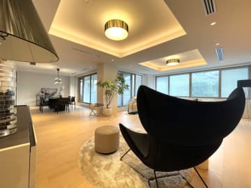 白金ハウス 2階｜「白金台」駅徒歩5分。駅近×閑静×上質。白金の品格を纏う暮らし。専有面積176㎡、37帖LDK。ゆとりの広々2LDK。