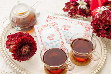 キル フェ ボンの冬限定「ストロベリーティー」ブランド苺‟あまおう香る”ブレンドティー