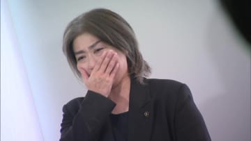「市長は卒業」伊東市の田久保市長が失職「思いもよらない大きな騒動に」　涙ながらに市民へ感謝も　再出馬に「現時点では明言避けたい」