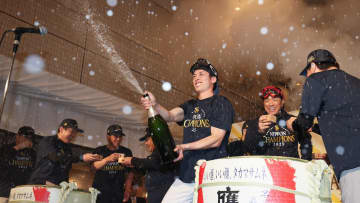 シャンパンファイトの歓喜の中で選手たちは思いを吐露　シーズン中の苦労・称賛・謝罪…さまざまな思いが入り乱れる