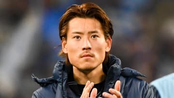 25歳日本代表DF、守備的MFとしてフランス1部チームの月間MVP選出！「いつもありがとう」と英語で感謝