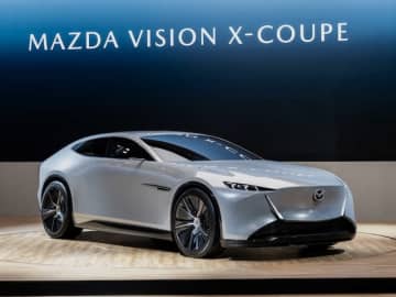 MAZDA、ロータリーターボエンジンと電動モーターのコンビのPHEVスポーツ、VISION X-COUPE発表