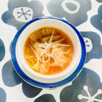 つるんと喉越しなめらか！「ワンタンスープ」
