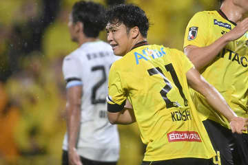 2か月メンバー外で「ここから何を残せるか」　帰ってきた左足…優勝のために「移籍してきました」