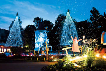 幻想的なオーロラや光の演出　埼玉・飯能のムーミンバレーパークでクリスマスイベント　きょう1日から　クリスマスを知らないムーミン一家が、初めてクリスマスを祝う物語を追体験　新キャラクター「ご先祖さま」も登場