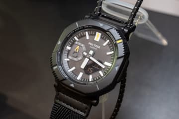 カシオ プロトレック、バンジーコードの軽量モデルに新色