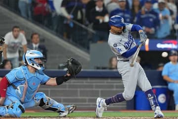 不振ベッツが復活適時打、米記者こぞって称賛「気持ち良いものだったに違いない」由伸も歓喜