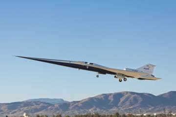 NASAの静音超音速ジェット機「X-59」が初飛行。将来の商業飛行に前進