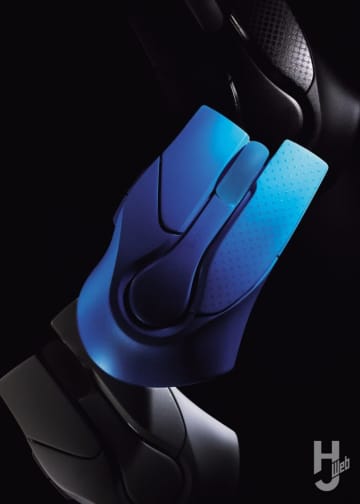 「士郎正宗デザインマウス」詳細が公開。復刻版は無線接続&充電式、5ボタン＋DPI切り替えに加え専用ソフト「マウスアシスタント」を採用予定。ホイールボタンはLED発光仕様となる