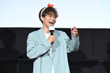 井ノ原快彦「カッコよかったな〜」阿部亮平(Snow Man)との裏話も！『映画 すみっコぐらし 空の王国とふたりのコ』舞台挨拶