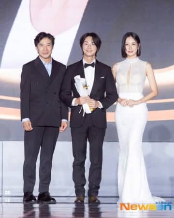 【PHOTO】ユン・シユンからジニョンまで「2025 アジアモデルアワーズ」に出席…日本から滝本海都＆古川雄輝らも（動画あり）