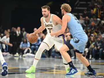 レイカーズがNBAカップ白星発進…ドンチッチ復帰戦で44得点、八村は38分出場9得点