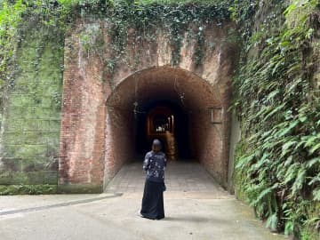 死ぬまでに行きたい絶景スポット！まるでジブリの世界と話題の東京湾　神秘の無人島「猿島」に行ってみた