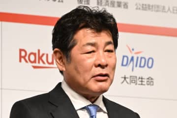 赤井英和　亀田史郎氏の兄を全校生徒の目の前でボコボコに「先生も職員室から見てました」