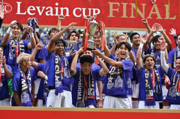 ルヴァン杯MVPは広島DF荒木隼人「YAVAYだろ！　ぶちYAVAYだろ！」