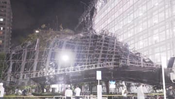強風で崩れたか…千葉市で高さ30mの工事現場の足場が崩れる事故…けが人なし　当時千葉県内には「竜巻注意情報」