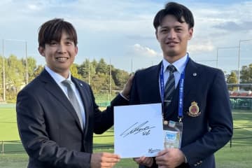 ロッテ、ドラ2・毛利に指名挨拶「日本を代表するピッチャーになっていきたい」