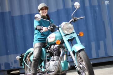 「そのシート、痛くない？」クラシックグリーンが映えるロイヤルエンフィールド クラシック500EFI【みんなのバイク】