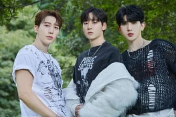 UKISS フン＆キソプ＆ケビン、新ユニット「UX1」を結成！ファンに挨拶…日本公演にも期待（動画あり）
